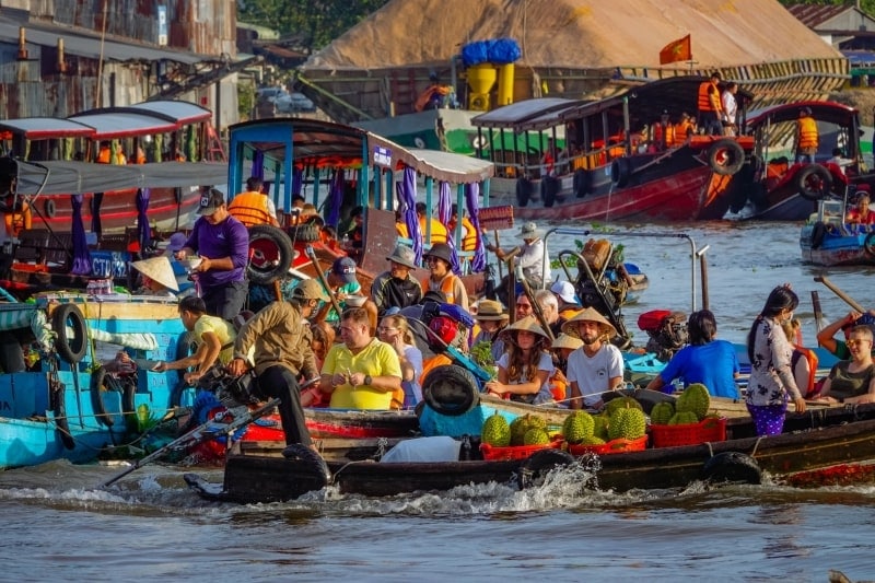 Immersing in Local Culture Tips for Visiting Floating Markets in Vietnam